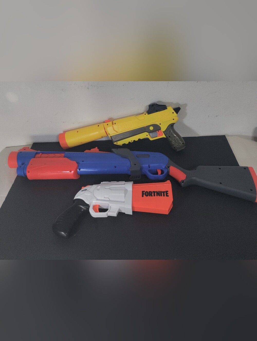 Nerf Fortnite Pump SG Blaster F0317 + Nerf Shhhh... + SR Blaster Lot of 3 (Nice)